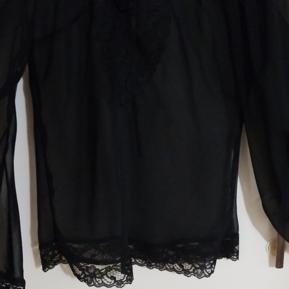 Top - Picture 3 of 6